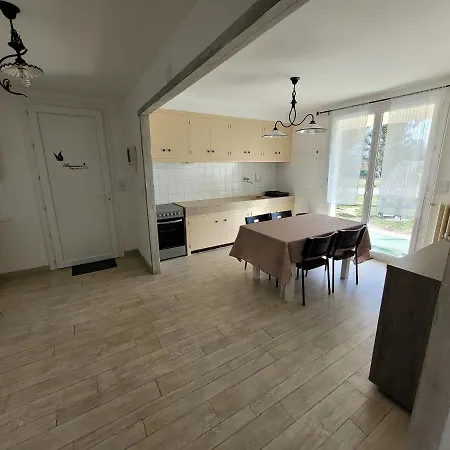Appartement Indépendant Proche étang De L'olivier