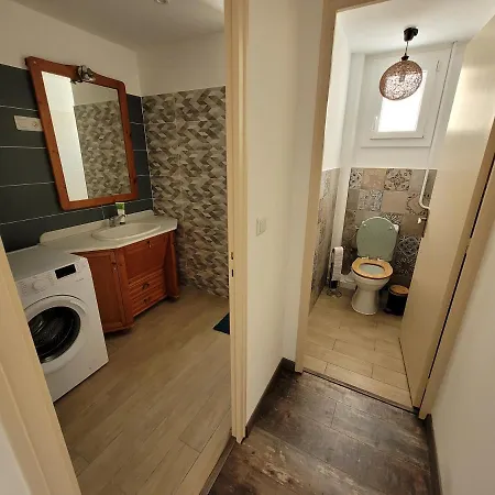 Apartment Independant Proche Etang De L'olivier Istres